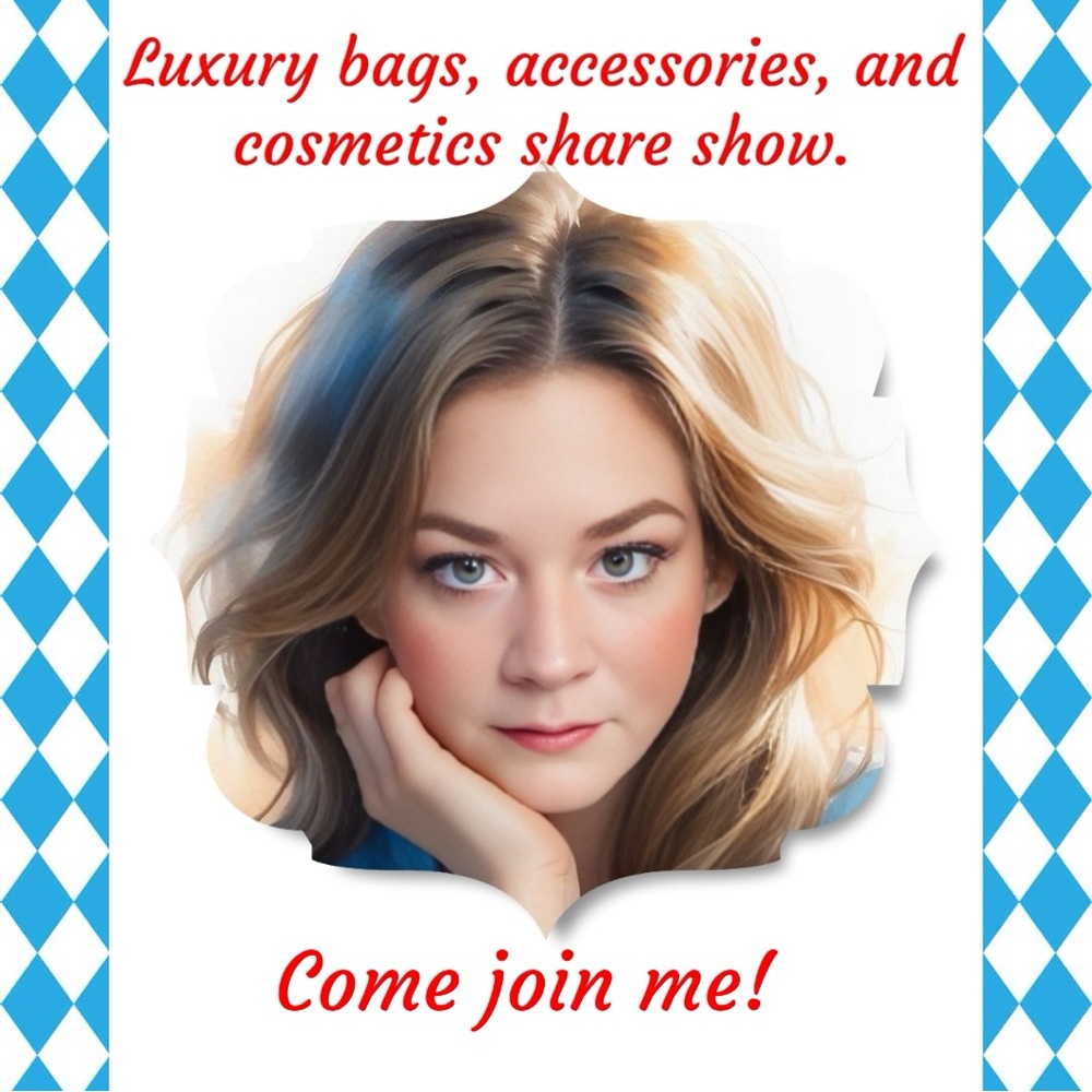 📣Like my flyer to be notified!!📣 💄👜🕶️I’M LIVE💄👜🕶️I’M LIVE